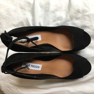 Steve Madden black heels